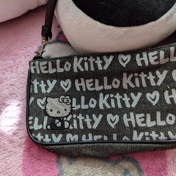 hello kitty purse bag black gray ish - Picture 3 of 3